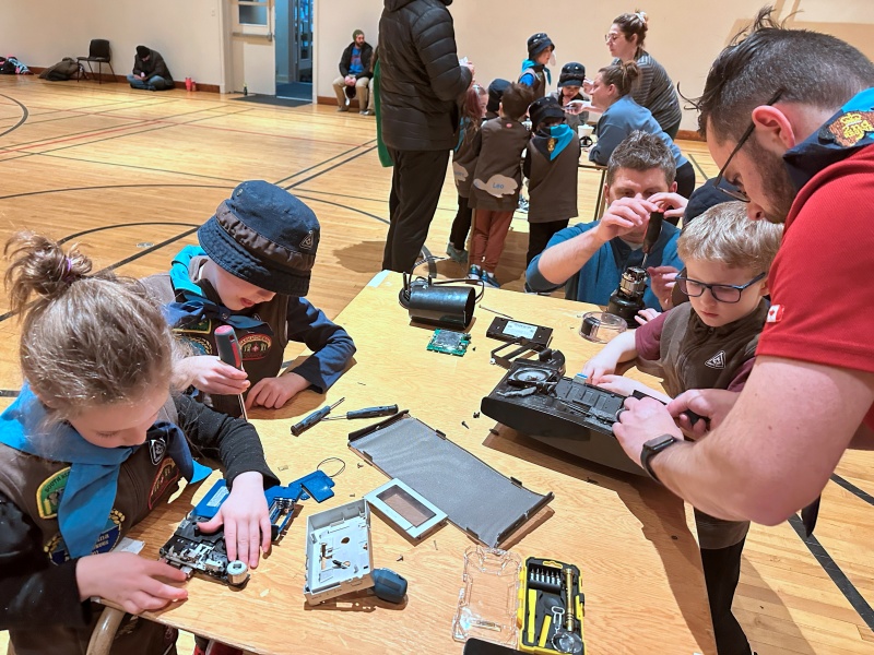 Taking Apart Electronics